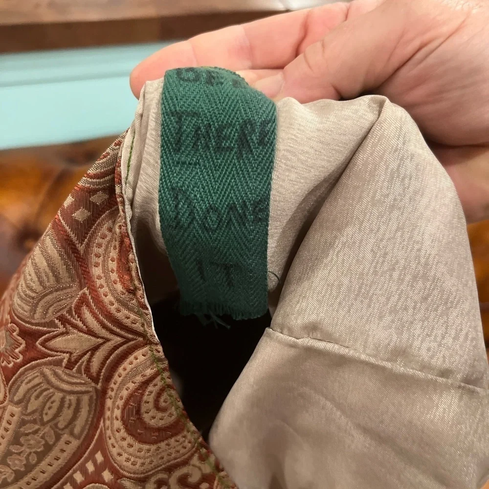 “Been there done it” hobo bag in GUC